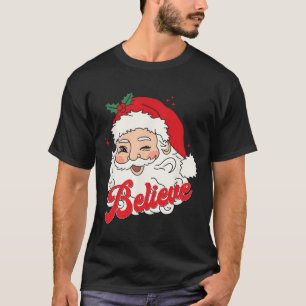 Camiseta Groovy Retro Papai Noel Acredita nas Mulheres de N