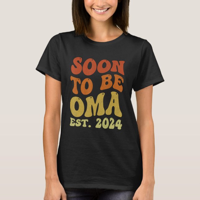Camiseta Groovy Soon to be Oma 2024 for New Oma First Time (Frente)
