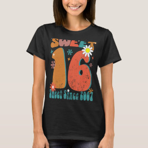 Camiseta Groovy Sweet 16 Birthday Girl XVI Bo