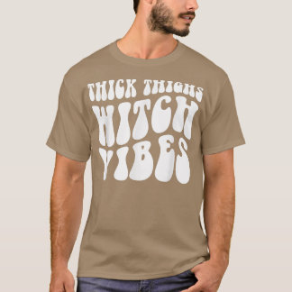 Camiseta Groovy Thick Thighs Witch Vibes 60s 70s Hippie Hal