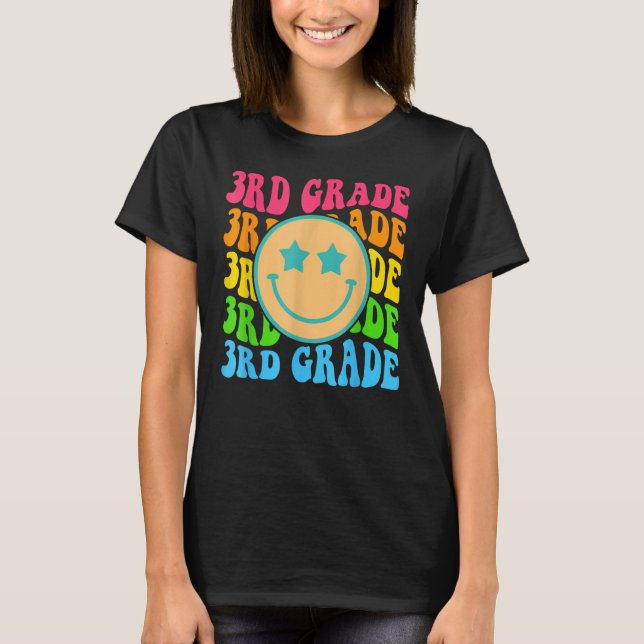 Camiseta Groovy Third Grade Vibes Enfrenta Professores Retr (Frente)