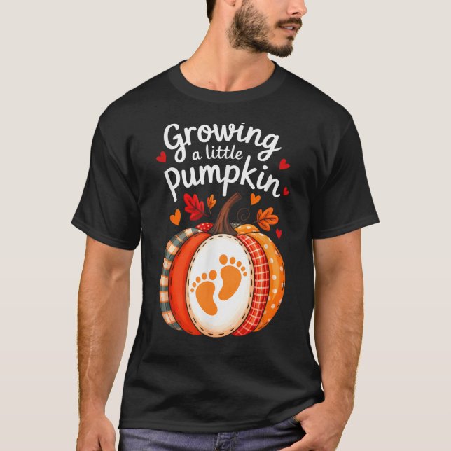 Camiseta Growing A Little Pumpkin Maternity Pregnancy Thank (Frente)