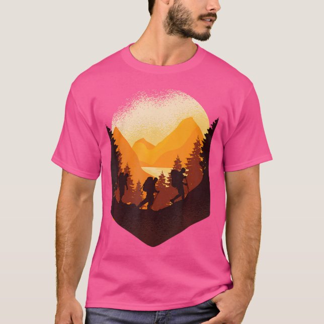 Camiseta Grupo De Caminho Na Paisagem De Montanha Legal Hik (Frente)