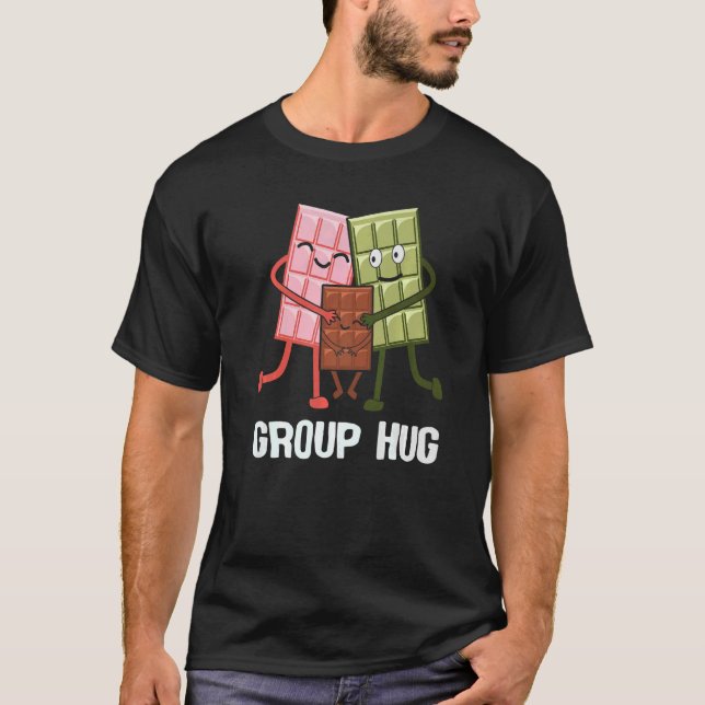 Camiseta Grupo Hug Smores Chocolate Camping (Frente)