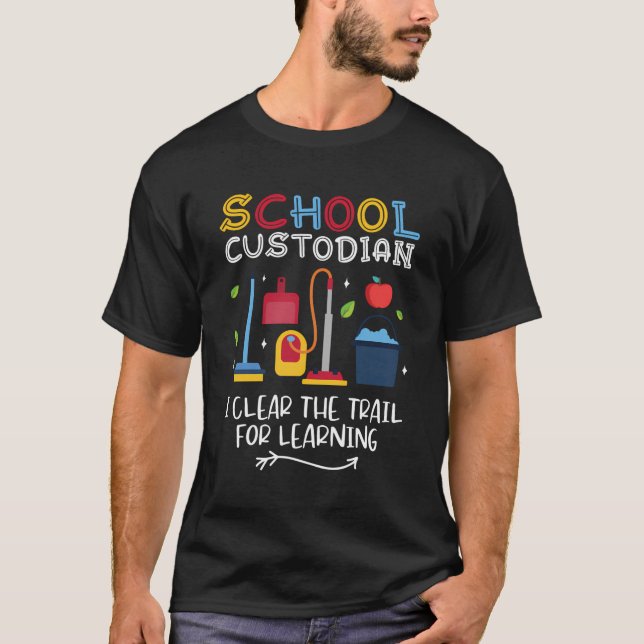 Camiseta Guardião Escolar Eu Limpo O Caminho Para Aprender  (Frente)
