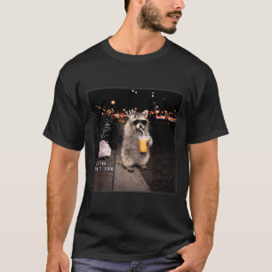 Camiseta Guaxinim engraçado bebendo café gelado meme animal