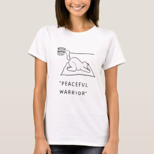 Camiseta Guerreiro pacífico   Ilustração de Gato de Yoga