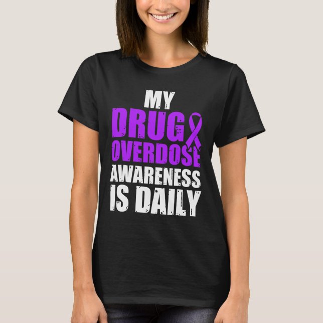 Camiseta Guerreiro Sobrevivente Consciente de Overdose de D (Frente)