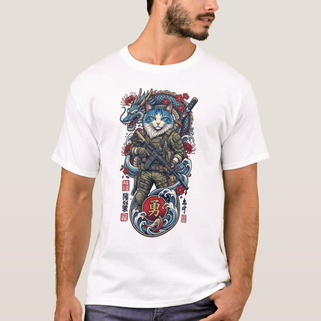 Camiseta Guerreiro Tático Samurai Gato com Dragão e Katana (Frente)