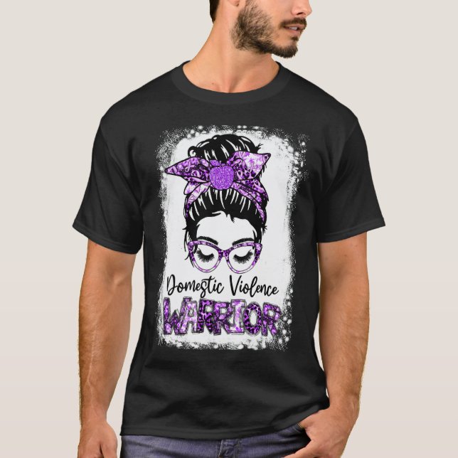 Camiseta Guerrera da Violência Doméstica Coque Desarrumado  (Frente)