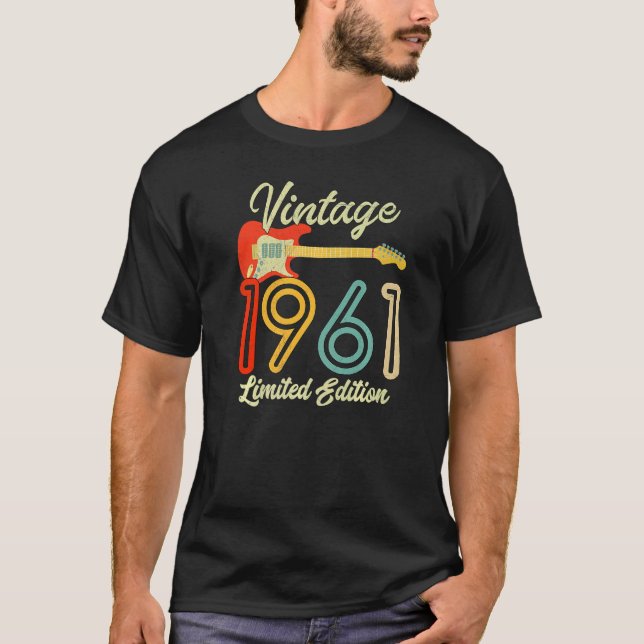 Camiseta Guitar  61 Year Old  Vintage 1961 (Frente)