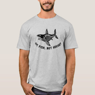 Camiseta Gut Fish, Not Houses Funny Fishing Humor Shark Dad