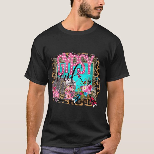 Camiseta Gypsy Soul Bohemian Hippy Viagem Trailer Boho (Frente)
