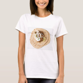 Camiseta Gyros pita com tzatziki coleslaw azeitonas e feta