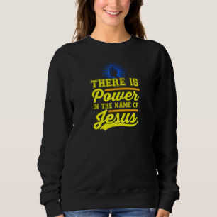 Camiseta Há Poder em Nome de Jesus
