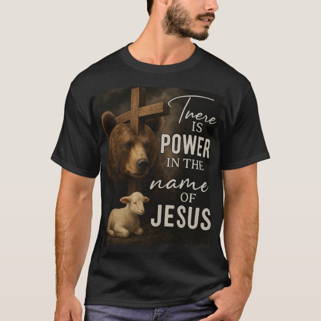 Camiseta Há poder em nome de JesusT-Shirt (Frente)
