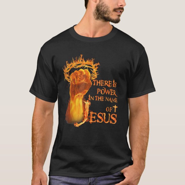 Camiseta Há poder em nome do fogo de Jesus (Frente)