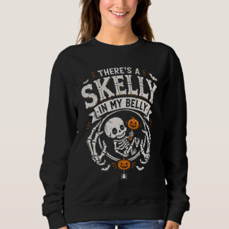 Camiseta Há um Esqueleto na Minha Barriga