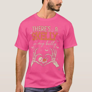 Camiseta Há um Esqueleto no Meu Ventre Piada de Halloween G