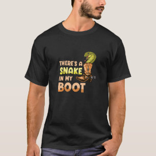 Camiseta Há Uma Cobra No Meu Boot Cowgirl Cavalgando Eq