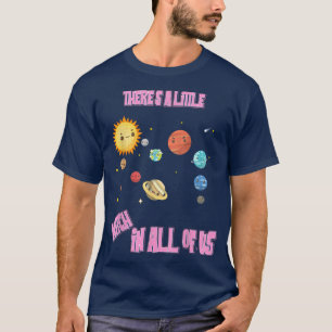 Camiseta Há Uma Pequena Bruxa Em Todos Nós Engraçados E Div