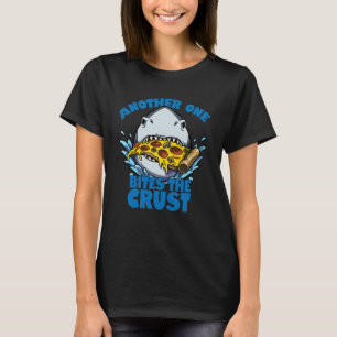 Camiseta Hai Morde O Ventilador Da Pizza De Crust Com O Foo