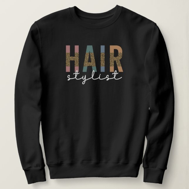 Camiseta Hair Stylist Cheetah Typografia Hairdresser Gift (Frente do Design)