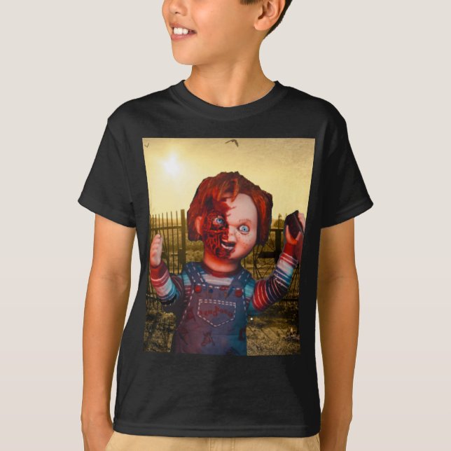 Camiseta Halloween assustador. (Frente)