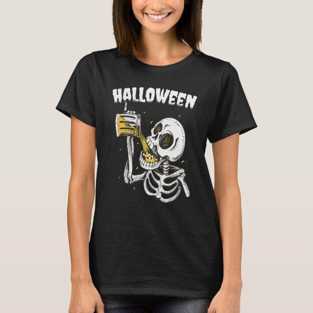 Camiseta Halloween Beer Drinking Skeleton (Frente)