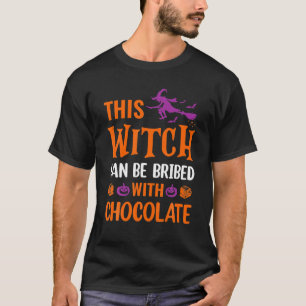 Camiseta Halloween Esta Bruxa Pode Ser Subornada Com Chocol