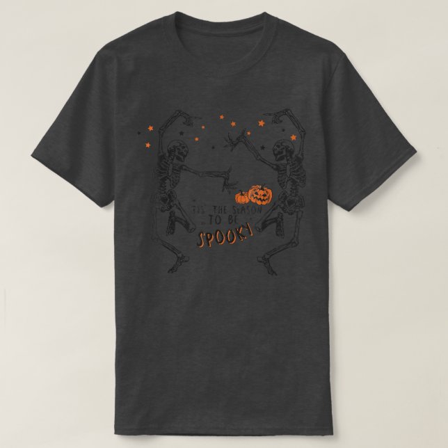 Camiseta Halloween Esta É A Época A Ser Estranho (Frente do Design)