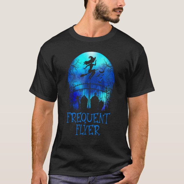 Camiseta Halloween Frequent Flyer In The Cemetery Lazy Cost (Frente)