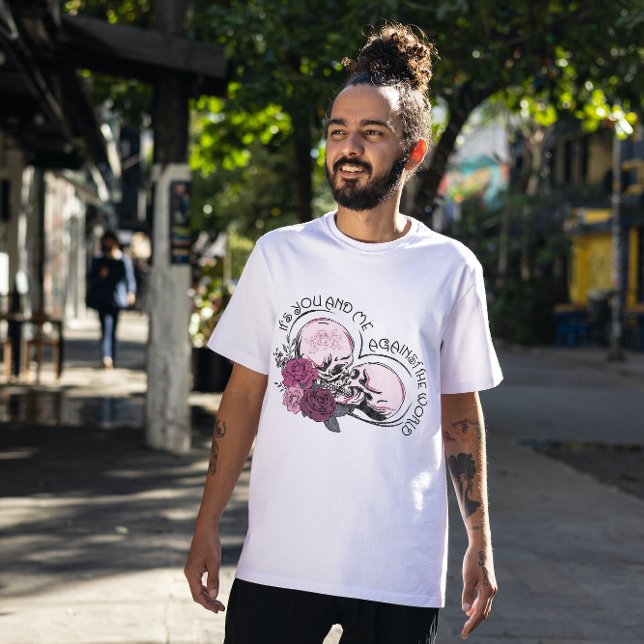 CAMISETA HALLOWEEN IY É VOCÊ E EU CONTRA OS AMANTES DO MUND (Criador carregado)