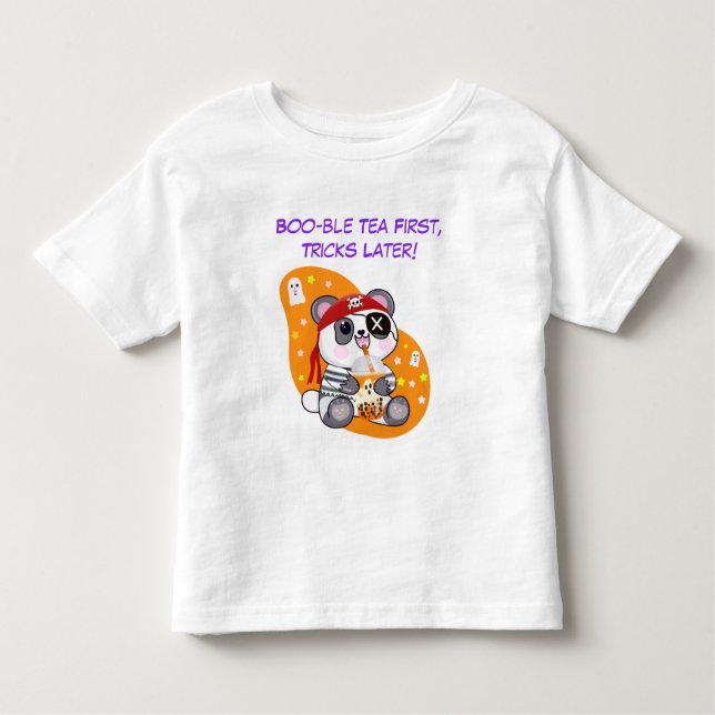Camiseta Halloween Kawaii Pirate Panda Bebendo Boba Tea (Frente)
