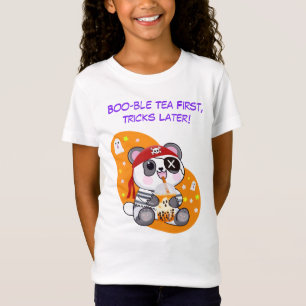 Camiseta Halloween Kawaii Pirate Panda Bebendo Boba Tea