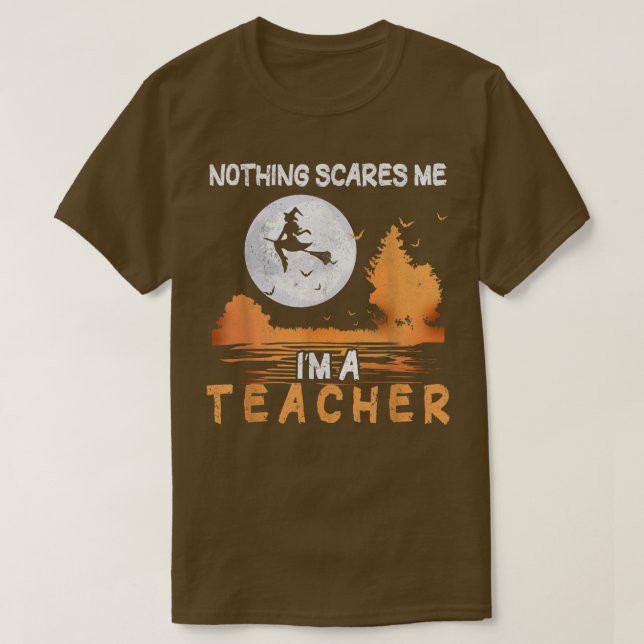 Camiseta Halloween Nada me assusta Eu sou professora Mulher (Frente do Design)