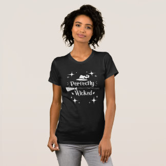 Camiseta Halloween Perfeitamente Mau