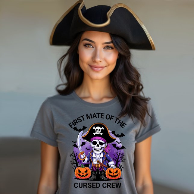 Camiseta Halloween Pirata Capitão da Tripulação Maldita (Criador carregado)