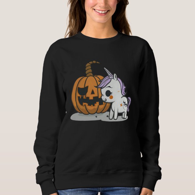 Camiseta Halloween pumpkin eats unicorn skeleton candy (Frente)