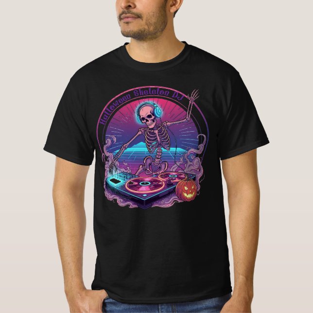 Camiseta Halloween Skeleton DJ Spinning registra com brilho (Frente)
