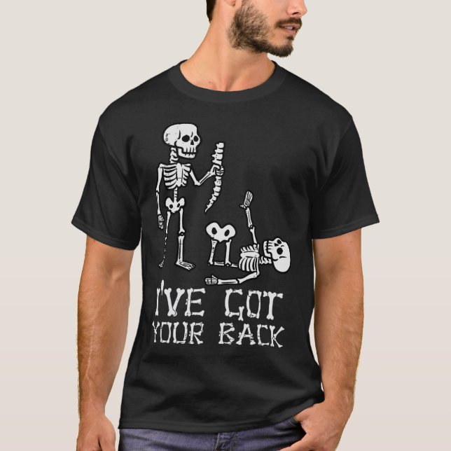 Camiseta Halloween Skeletons Eu Tenho Seus Homens De Costum (Frente)