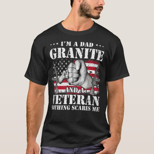 Camiseta Hands Flag I m A Dad Granite And A Veteran Nothing (Frente)