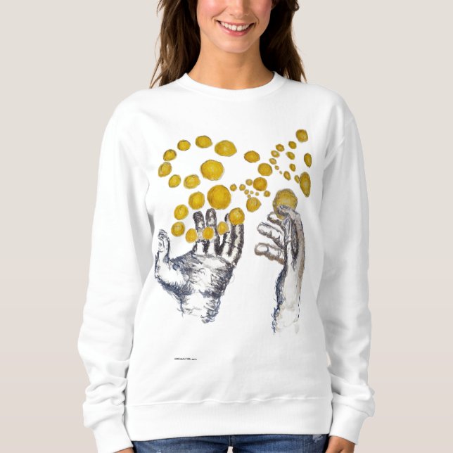 Camiseta Hands Outstretched with Golden Globes (Frente)