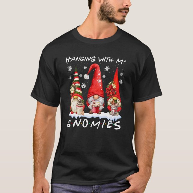 Camiseta Hanging With My Gnomies  Christmas Gnome Xmas Men  (Frente)