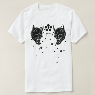 Camiseta Hannya preto e flor de cerejeira