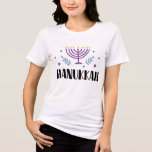 Camiseta Hanukkah Menorah Modern Judaísmo Estrelas<br><div class="desc">Esta design moderna mostra o texto "Chanucá" na tipografia moderna,  acentuado com uma menorah e estrelas #hanukkah #menorah #jewant #hanukkahtshirts</div>