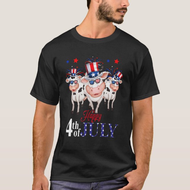 Camiseta Happy 4th Of July American Flag Three Cute Cows Fi (Frente)