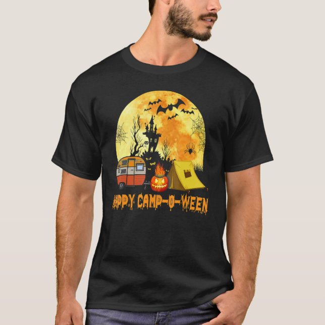 Camiseta Happy Camp O Ween Camper Halloween Camping Hallowe (Frente)