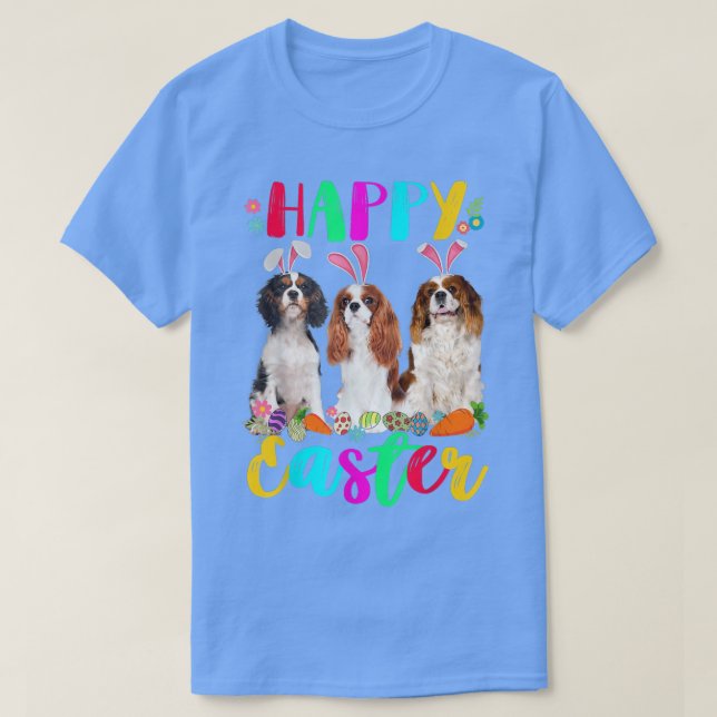 Camiseta Happy Easter Three Cavalier King Chales Spaniel Bu (Frente do Design)