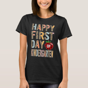 Camiseta Happy First Day Of Kindergarten School Leopard Tea
